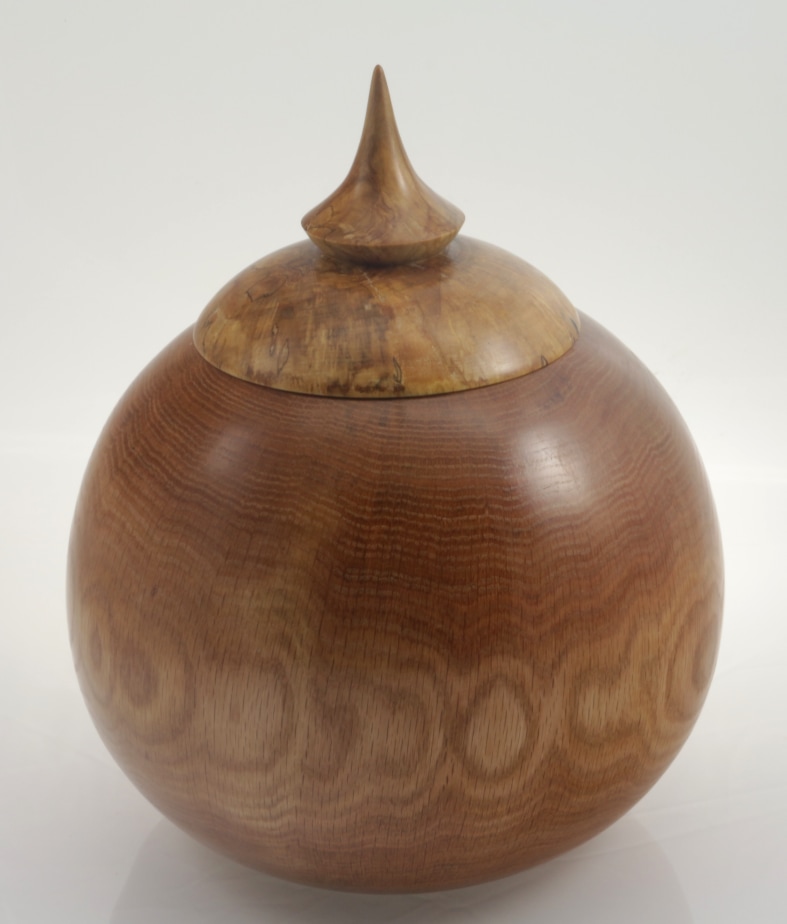 Wood cremation urn - #145a-Oak 9 x 11po.