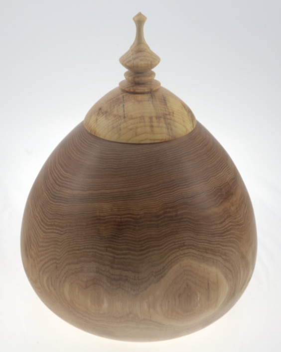 Wood cremation urn - #210-Ash 9 x 11,75in.